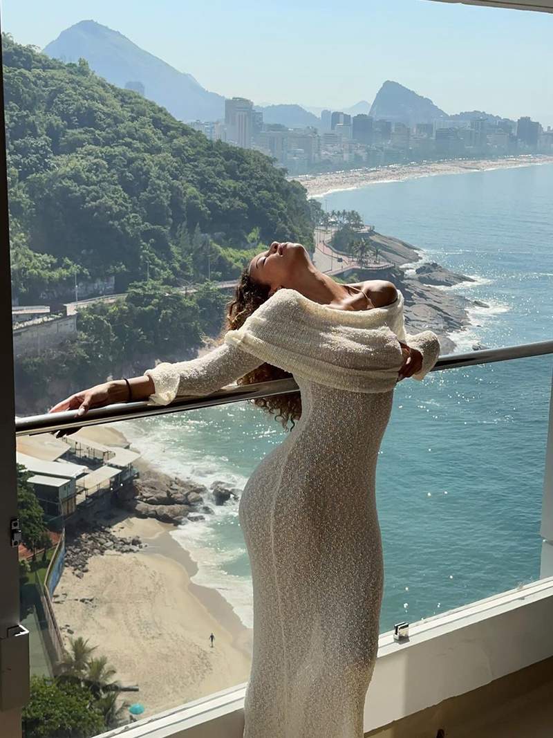 Levoire | Robe Maxi À Épaules Dénudées