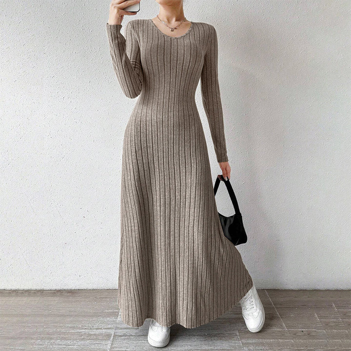 Levoire | Robe Maxi Élégante À Rayures Avec Manches Longues Beige