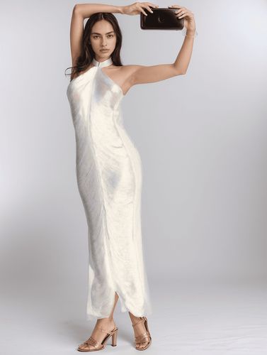 Levoire | Glamour Dîner Robe Avec Des Cils Et Une Fente Audacieuse Pour Un Impact Énorme
