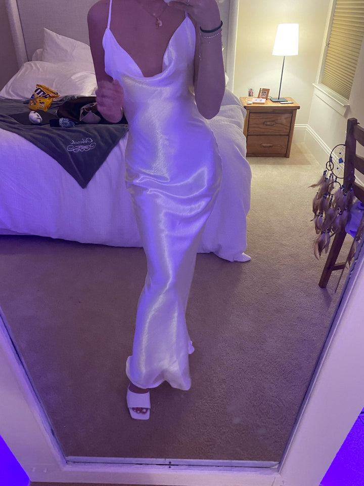 Levoire | Robe Longue Sans Dos À Bretelles Spaghetti En Satin