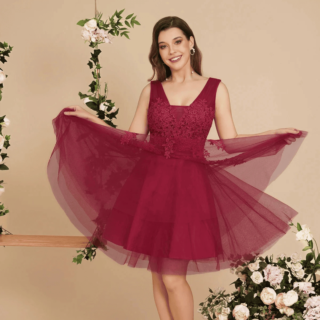 Levoire | Robe De Mariée Ludwika En Dentelle Bordeaux