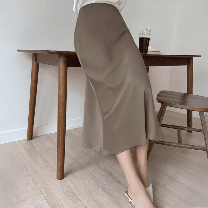 Levoire | Midi Doriana Satin Haute Taille