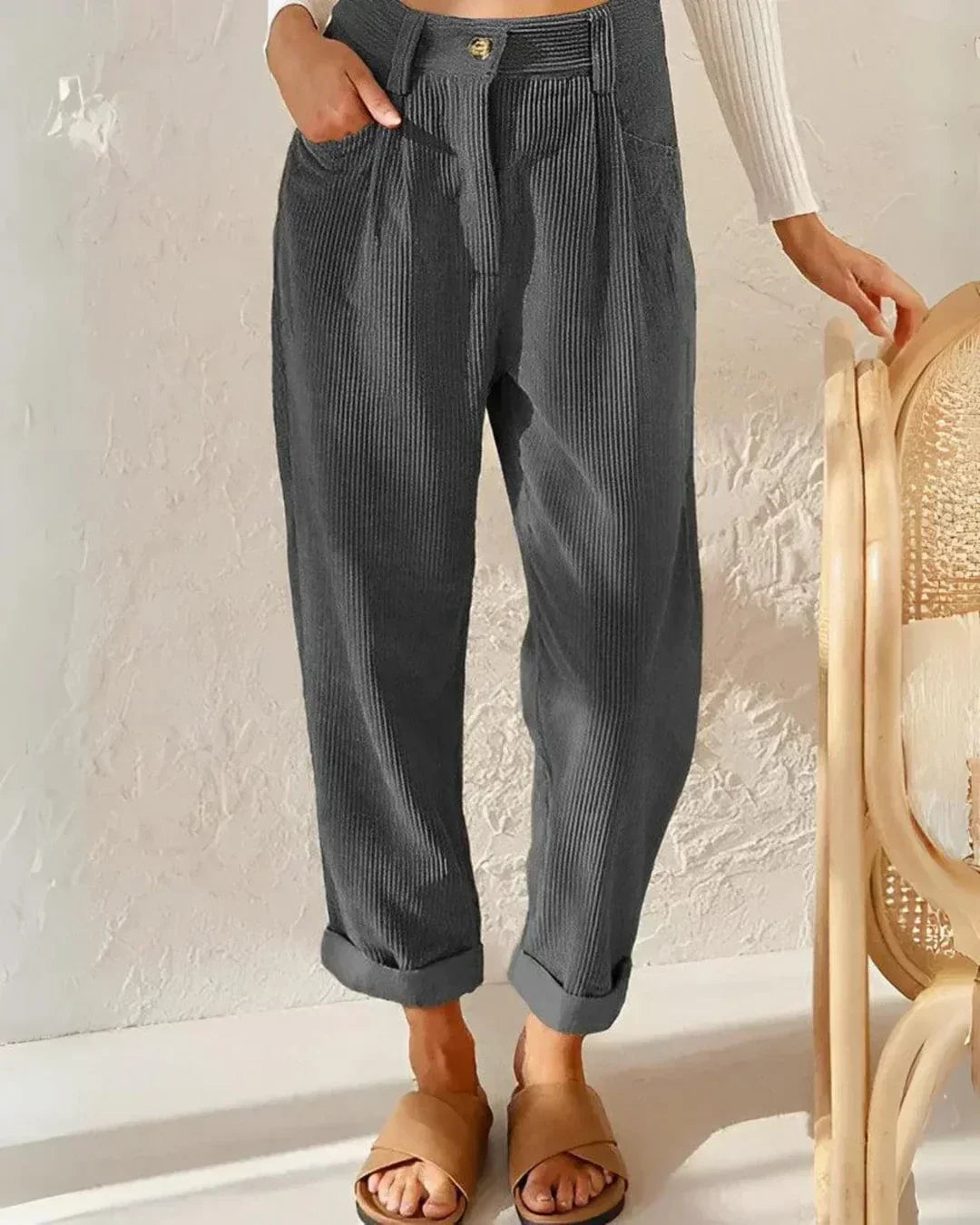 Levoire | Pantalon En Velours Élégant Grau