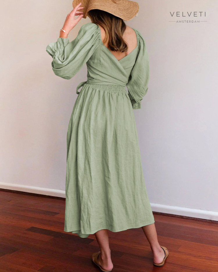 Levoire | Robe Française Avec Des Manches Volantes