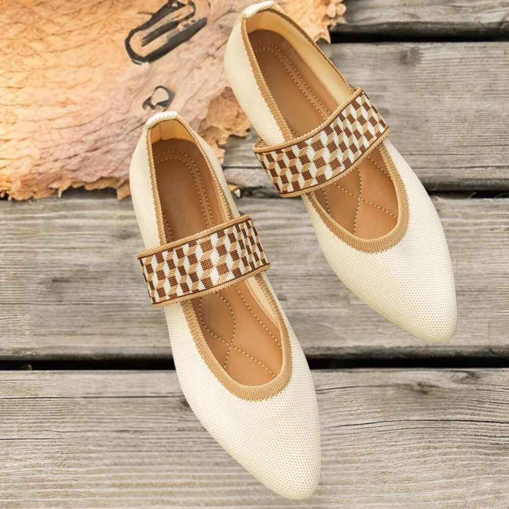 Levoire | Chaussures Plates Fuselées Pour Femmes Beige