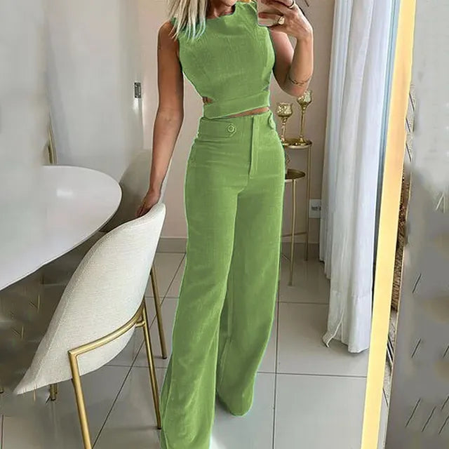 Levoire | Ensemble À Deux Pièces Avec Haut Uni Et Pantalon À Boutons Vert