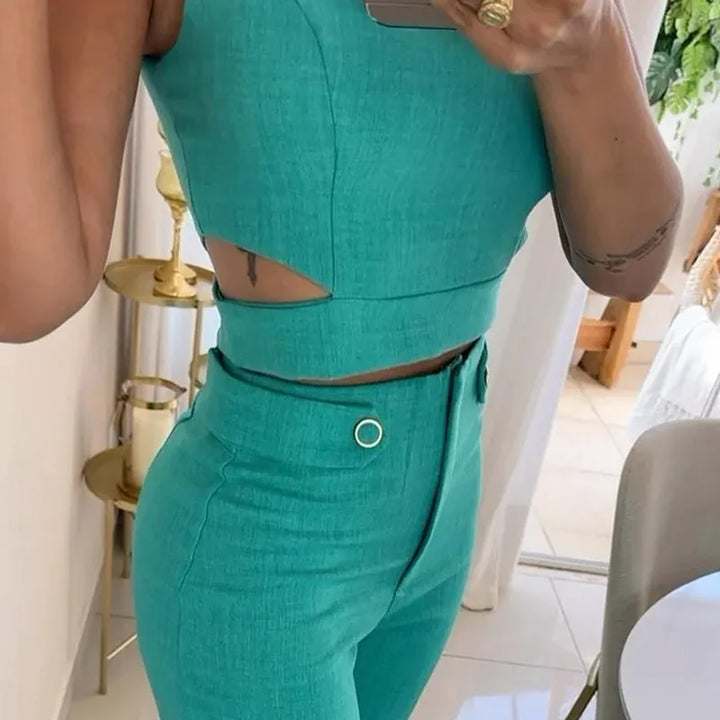 Levoire | Ensemble À Deux Pièces Avec Haut Uni Et Pantalon À Boutons