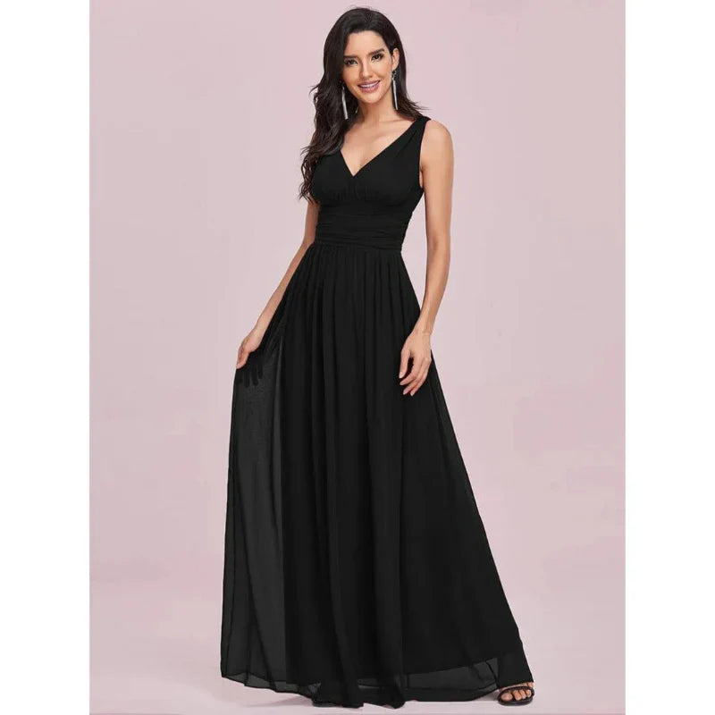 Levoire | Robe D'Invité De Mariage Sans Manches À Col En V - Maxi Noir