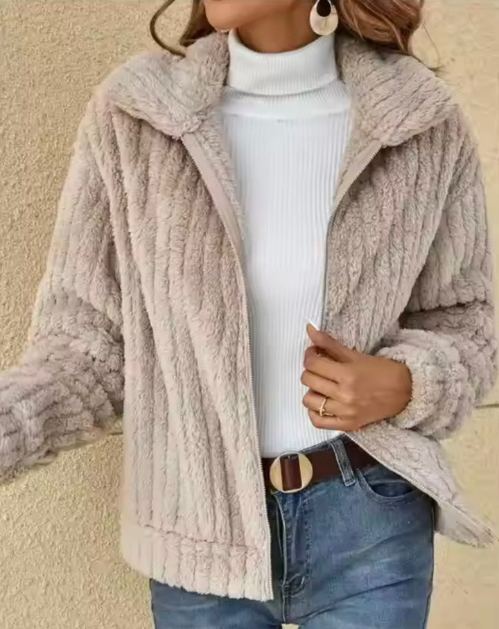 Levoire | Veste À Manches Longues Avec Fermeture Éclair En Fourrure Beige