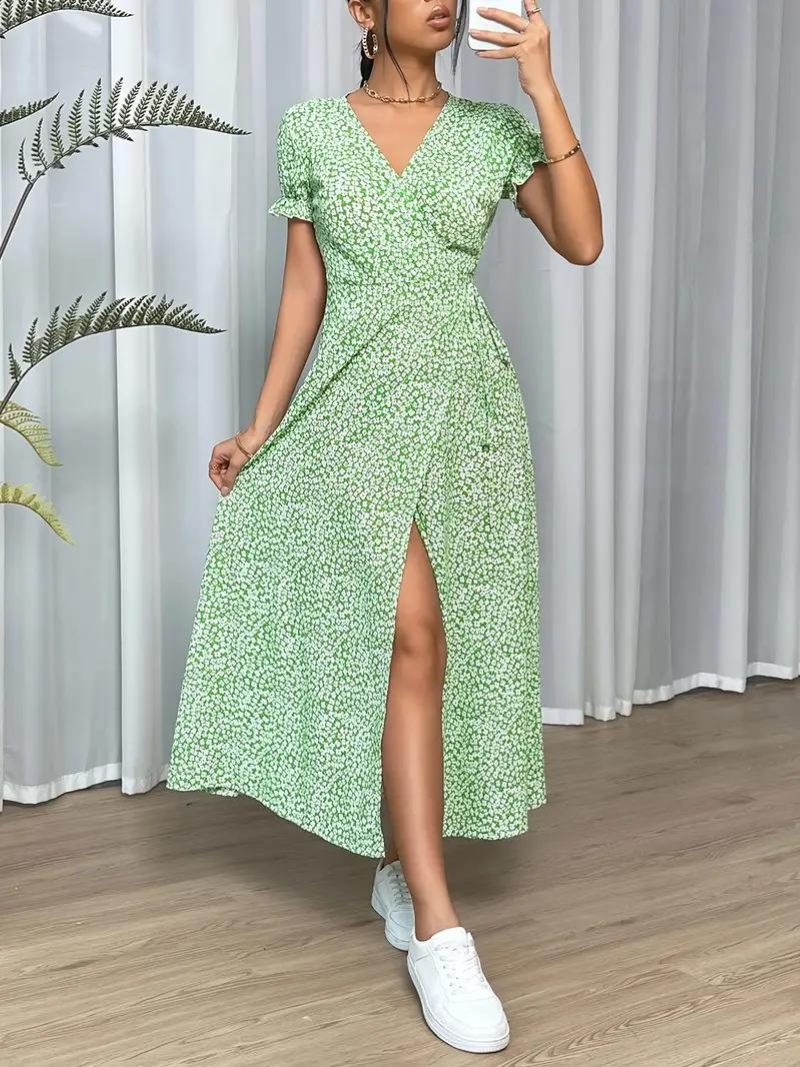 Levoire | Robe D'Été Longue À Manches Courtes Fendue Vert clair