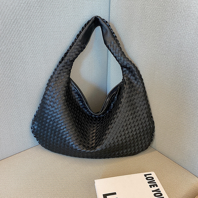 Levoire | Luxe Rinnattu Sac Noir