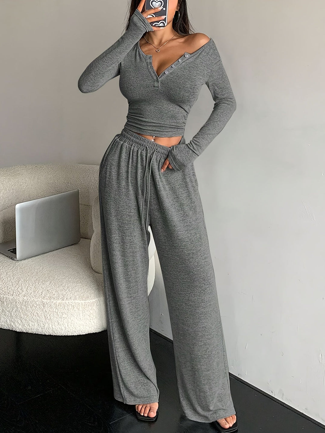Levoire | Ensemble De Salon Tendance Avec Des Détails Stylés
