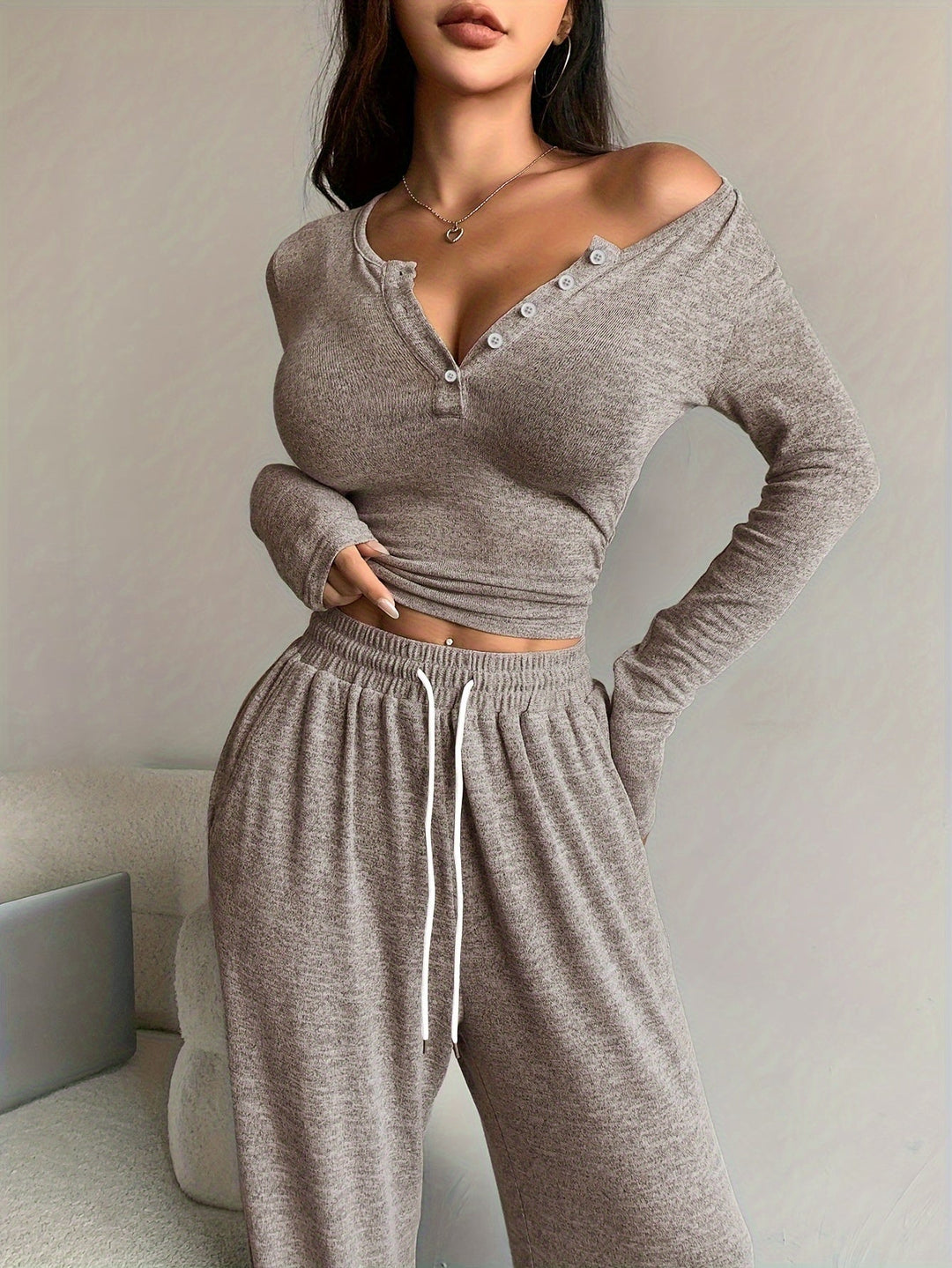 Levoire | Ensemble De Salon Tendance Avec Des Détails Stylés Lila gris