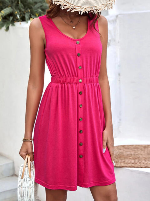 Levoire | Mini robe rose à encolure ronde
