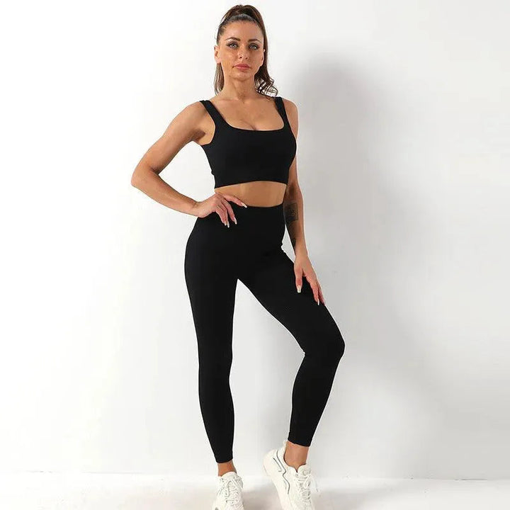 Levoire | Pantalons de yoga associés à un débardeur de yoga noir Série Olkatu