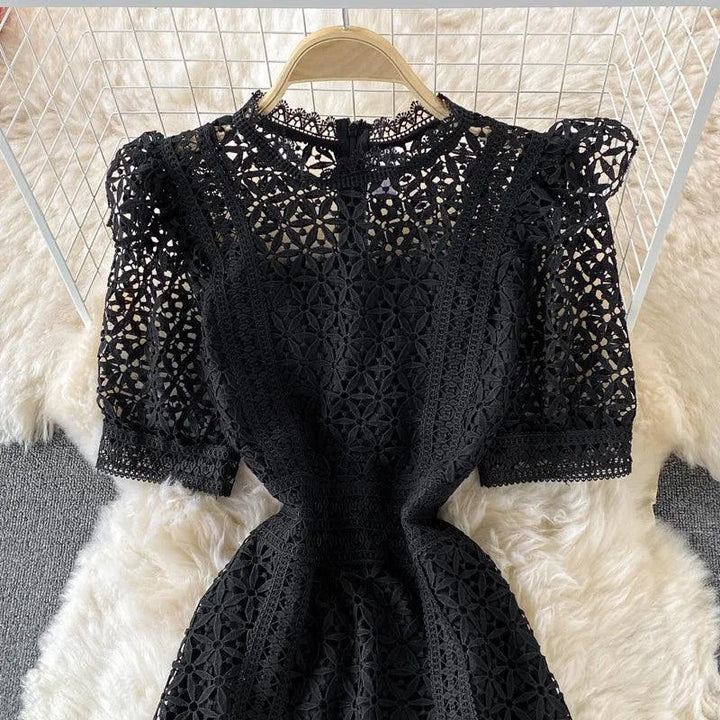 Levoire | robe courte avec col montant