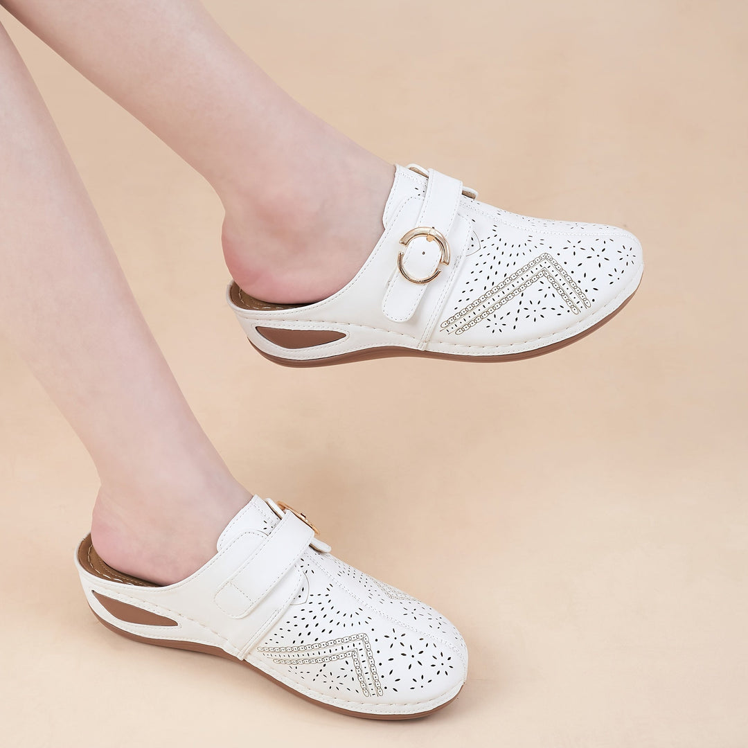 Levoire | Confortables Femmes Pantoufles Avec Semelle De Massage Blanc