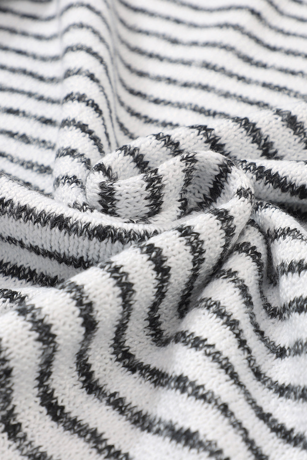 Levoire | Pull Ample Gris Raye, Parfait Pour Les Journees Decontractees