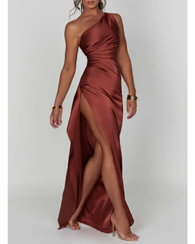 Levoire | Robe slim-fit en satin polyvalente pour l'été