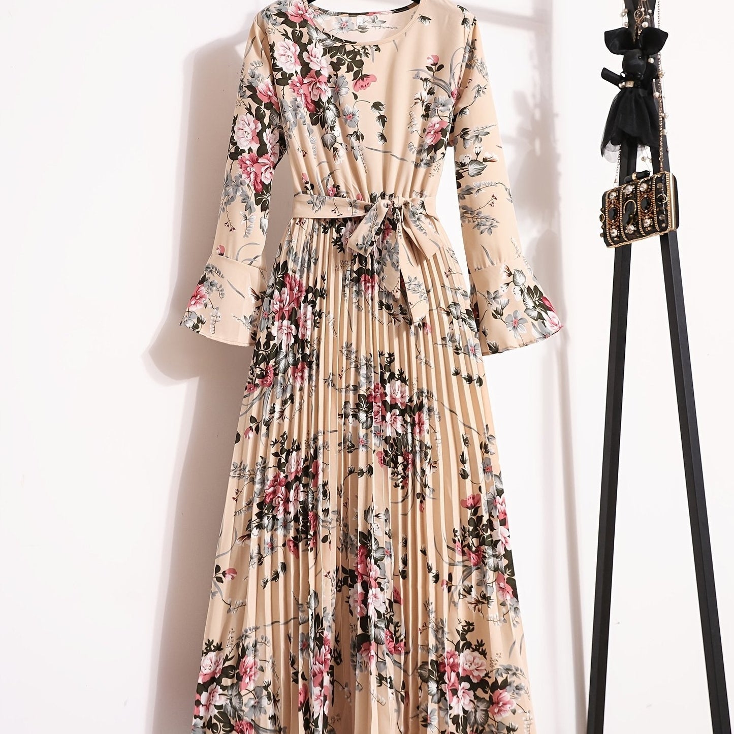 Levoire | Robe Maxi À Motifs Floraux Et À Manches Longues