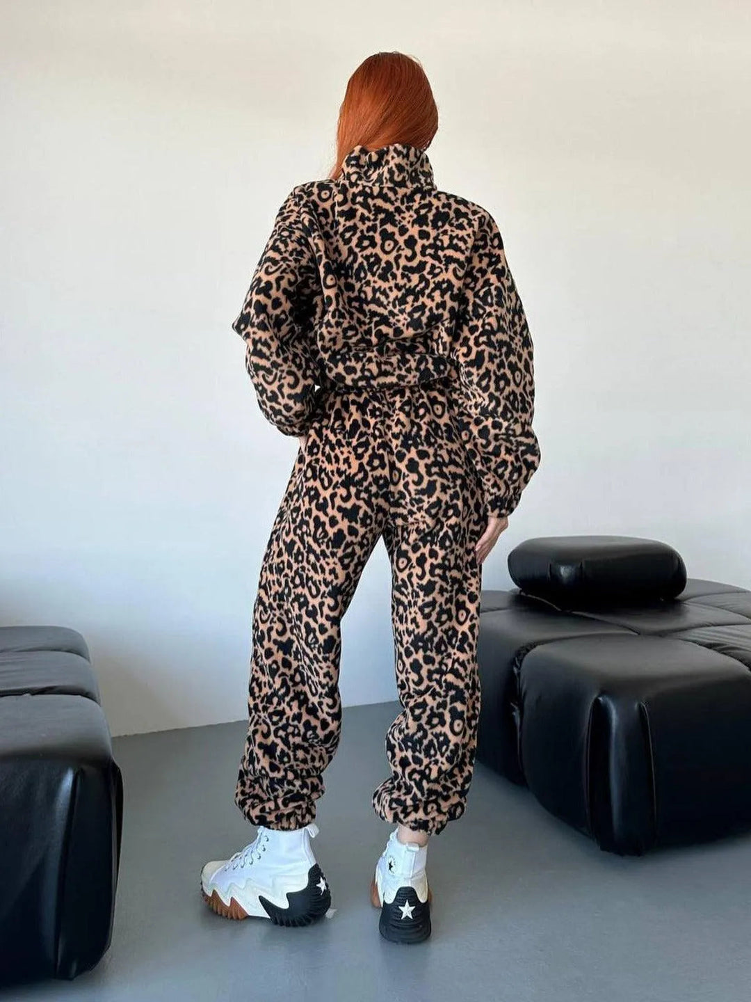 Levoire | Pull à fermeture éclair parfait et pantalon à motif léopard