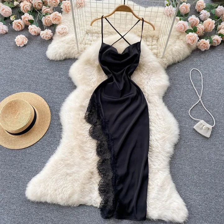 Levoire | Robe irrégulière en satin et dentelle Noir