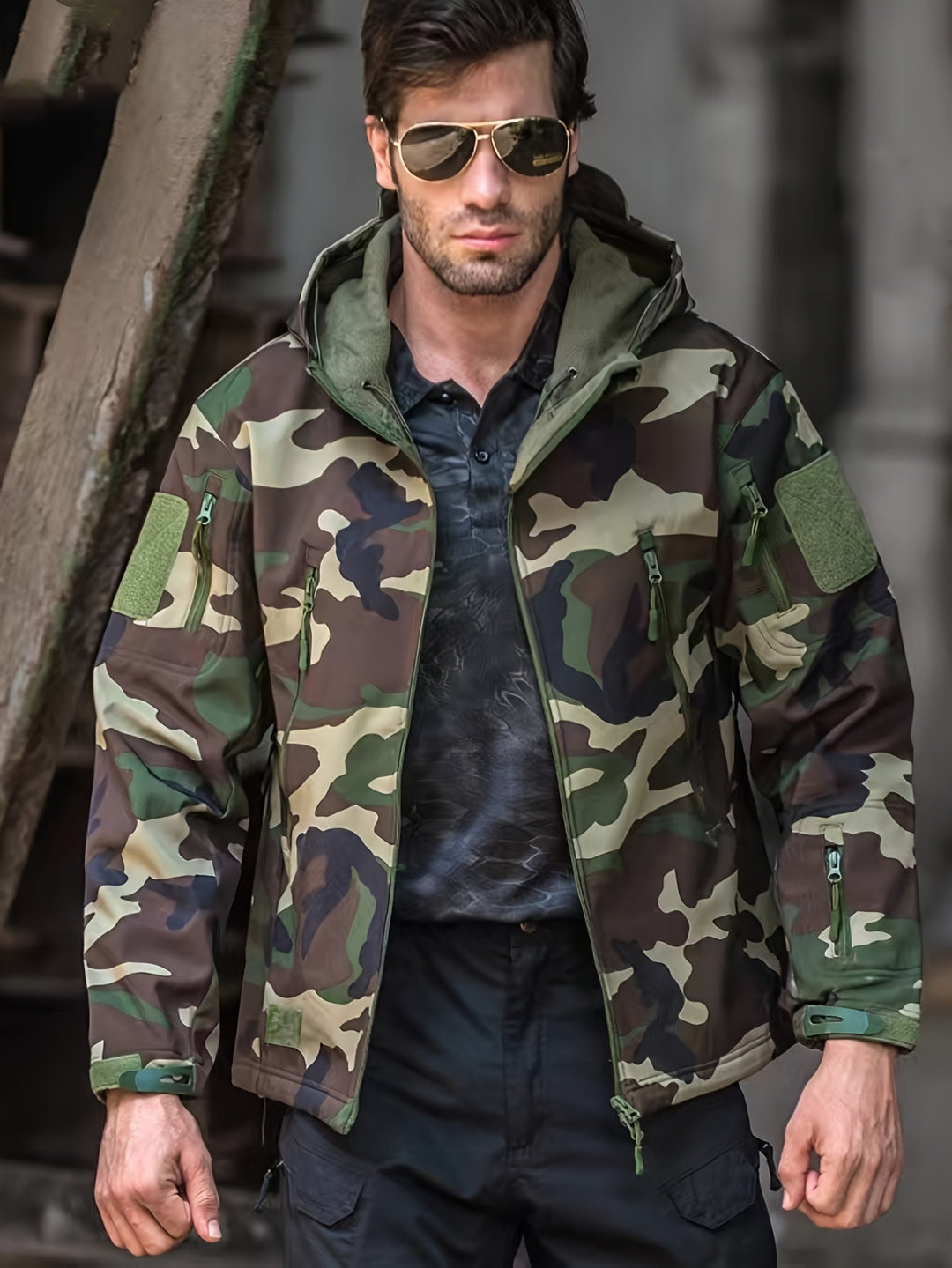 Levoire | Veste Pour Hommes Avec Capuche Et Poches Zippées Kamuut