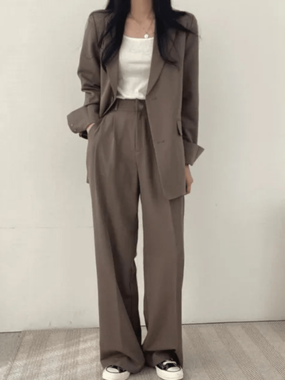 Levoire | Ensemble de costume pour femmes deux pièces Pantalon de costume pour dames Costume décontracté marron foncé