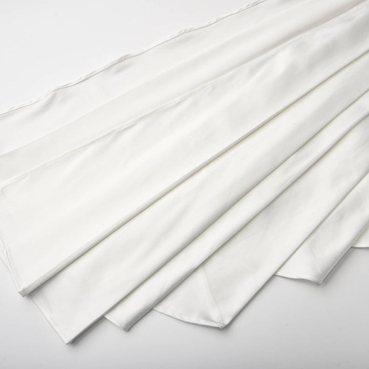 Levoire | Blanc Faux Fleurs Torsadé Crop Top