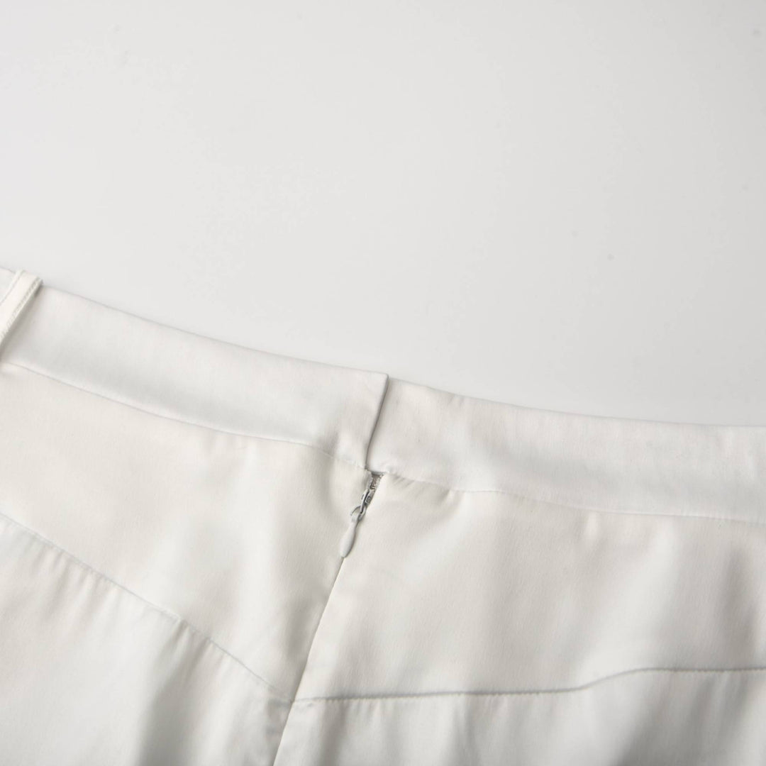 Levoire | Blanc Faux Fleurs Torsadé Crop Top