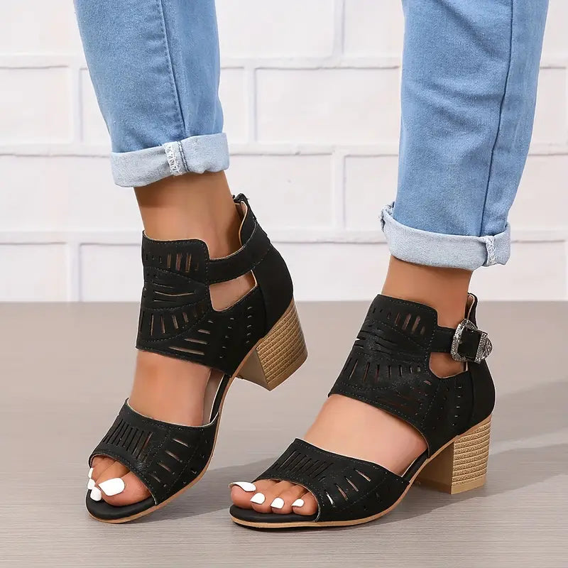 Levoire | Sandales Pour Femmes Avec Des Talons Épais Style Noir