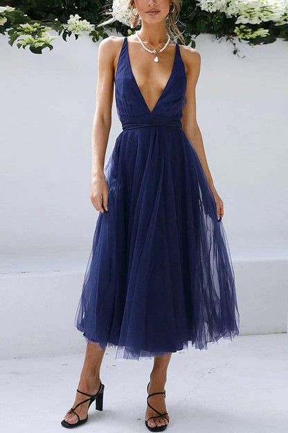 Levoire | Robe midi en tulle à col en V Feeling Romantic