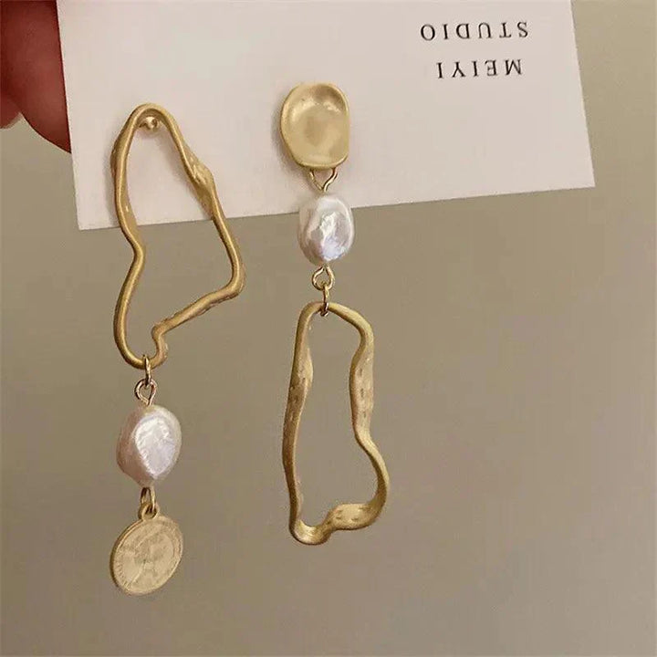 Levoire | Boucles D'Oreilles Baroques Asymétriques Avec Perle Et Accents Dorés