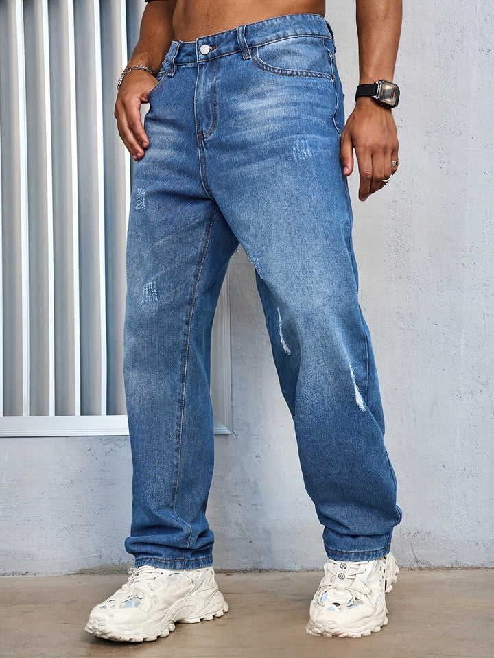 Levoire | Rennot Jeans Avec Une Coupe Décontractée Et Un Style Usé