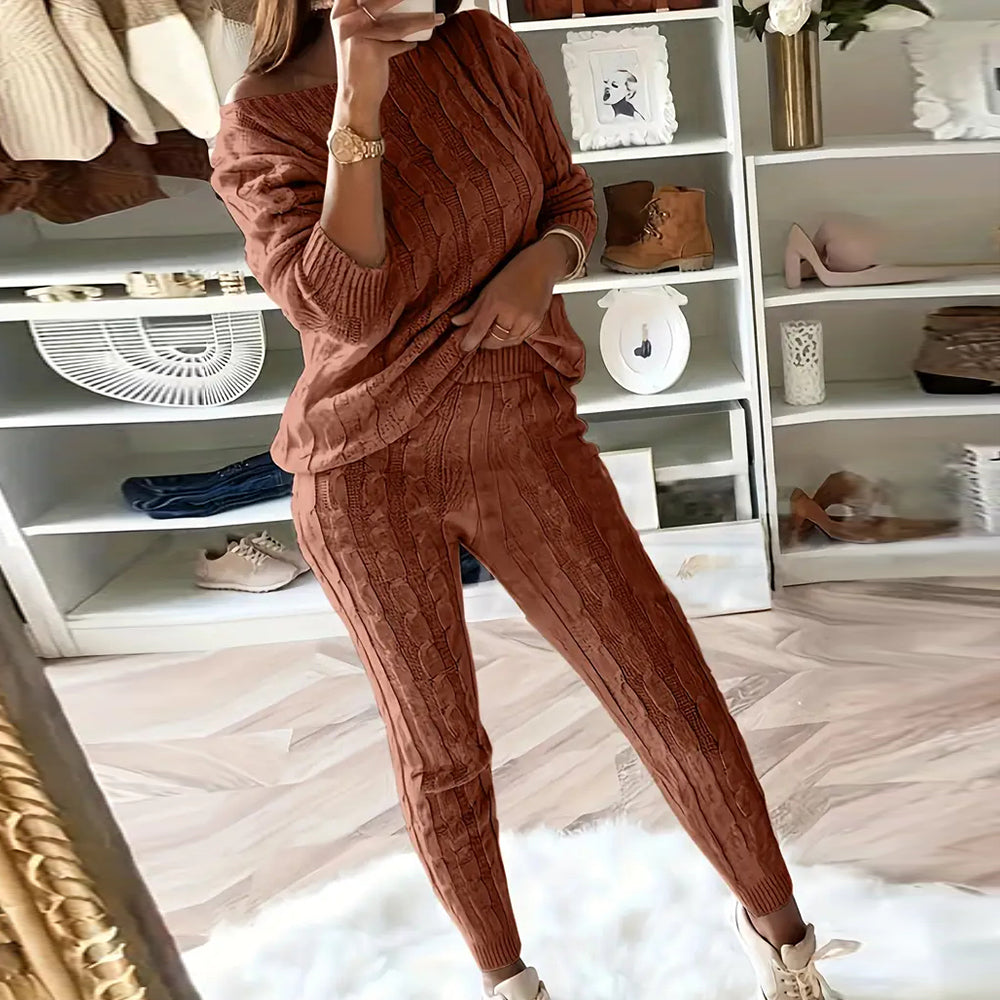 Levoire | Pull-over et ensemble de pantalons