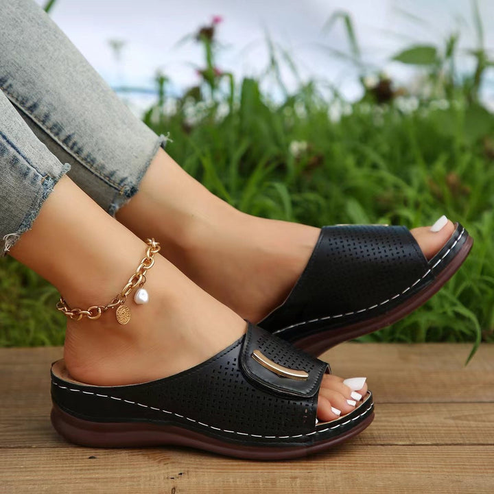 Levoire | Tongs Confortables Avec Semelle Antidérapante Et Design À Bout Ouvert