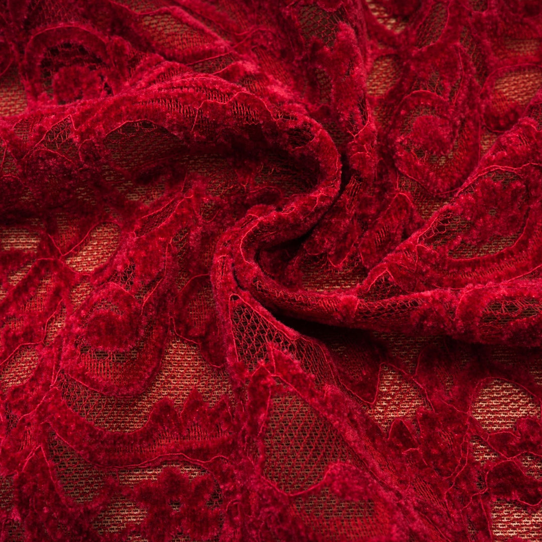 Levoire | Robe Midi Rouge Garnie (Avec Gants)