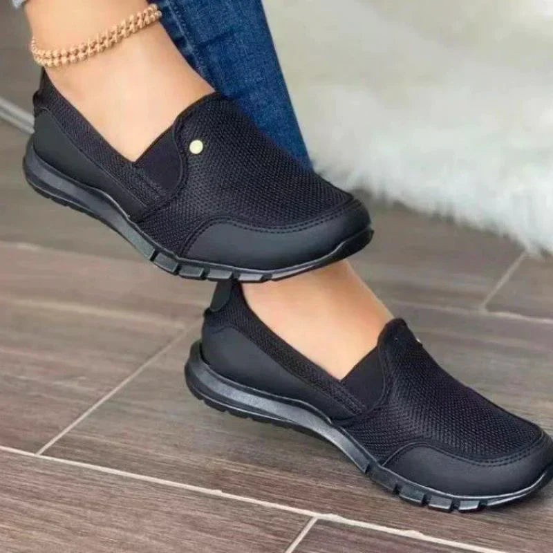 Levoire | Baskets Slip-On Légères Avec Ajustement Respirant Pour Femmes Noir