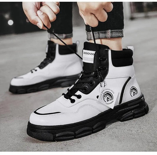 Levoire | Bottes à bord haut dans le style britannique