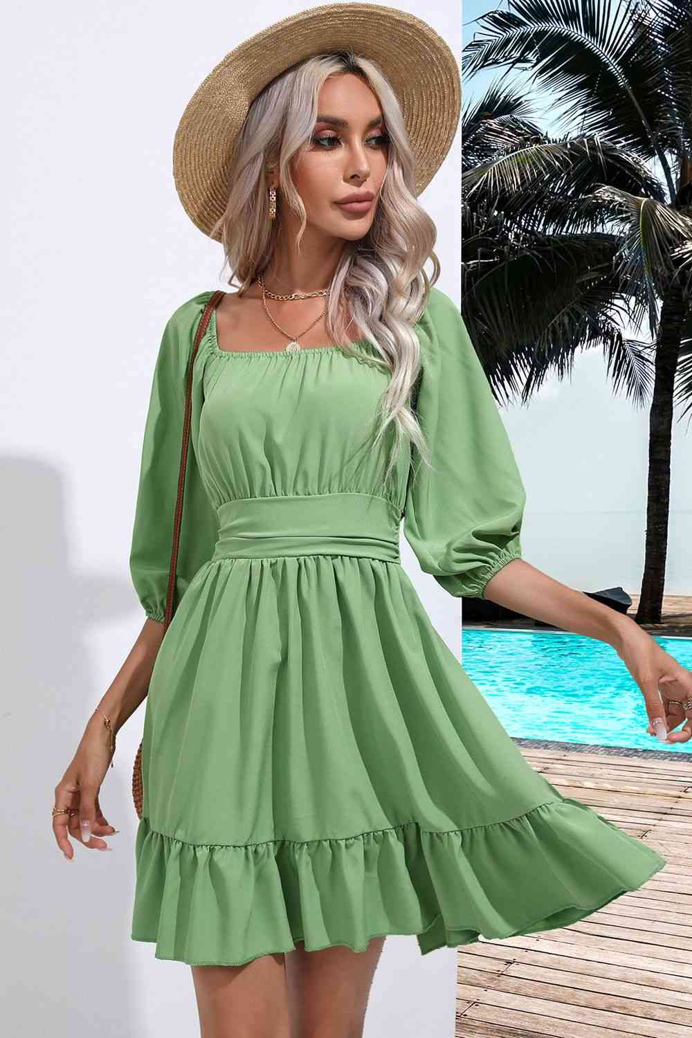 Levoire | Robe à encolure carrée
