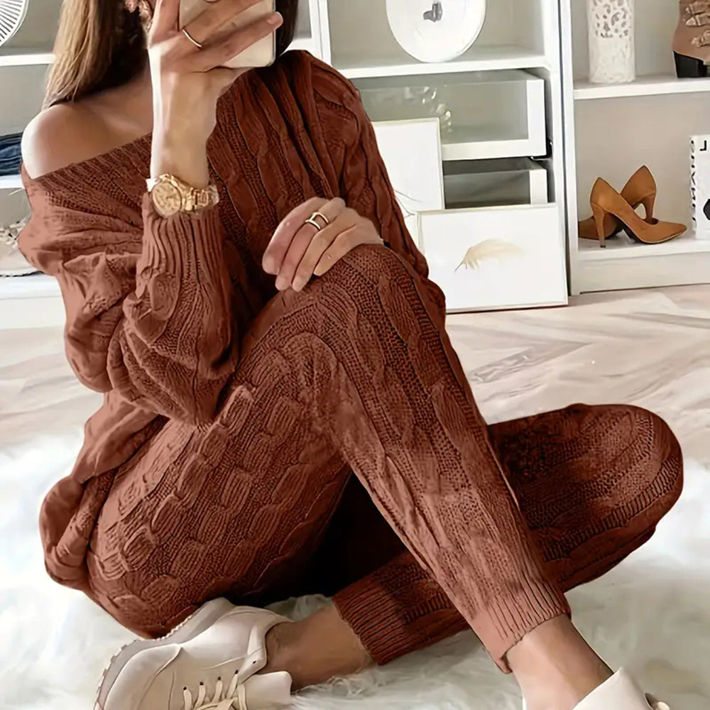 Levoire | Pull-over et ensemble de pantalons Marron foncé