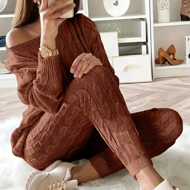 Levoire | Pull-over et ensemble de pantalons Marron foncé