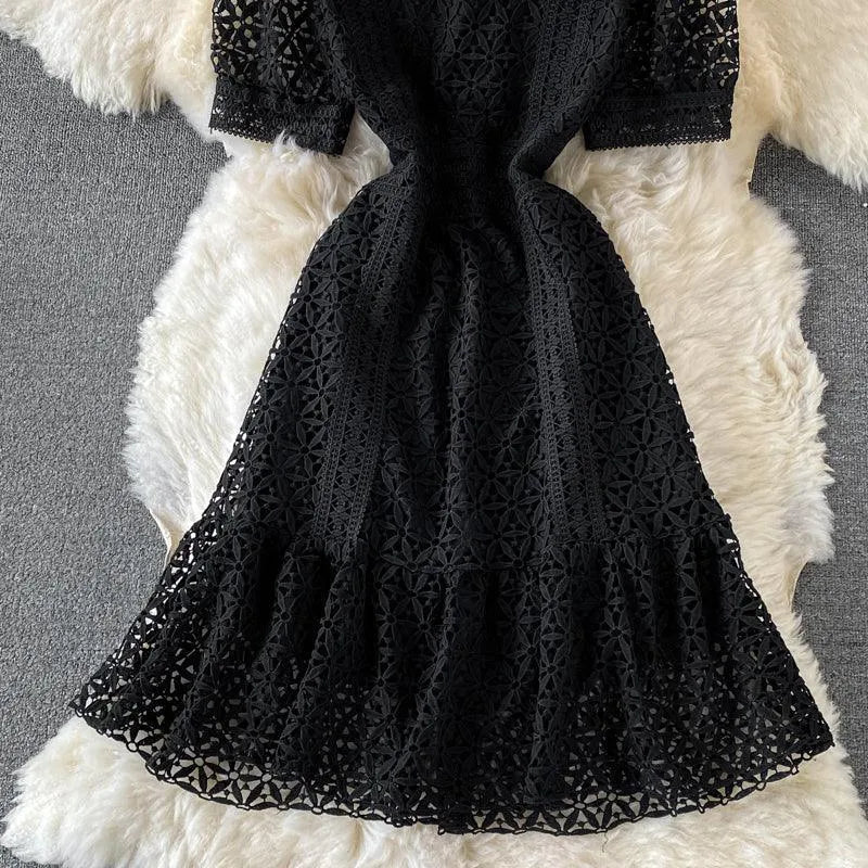 Levoire | robe courte avec col montant