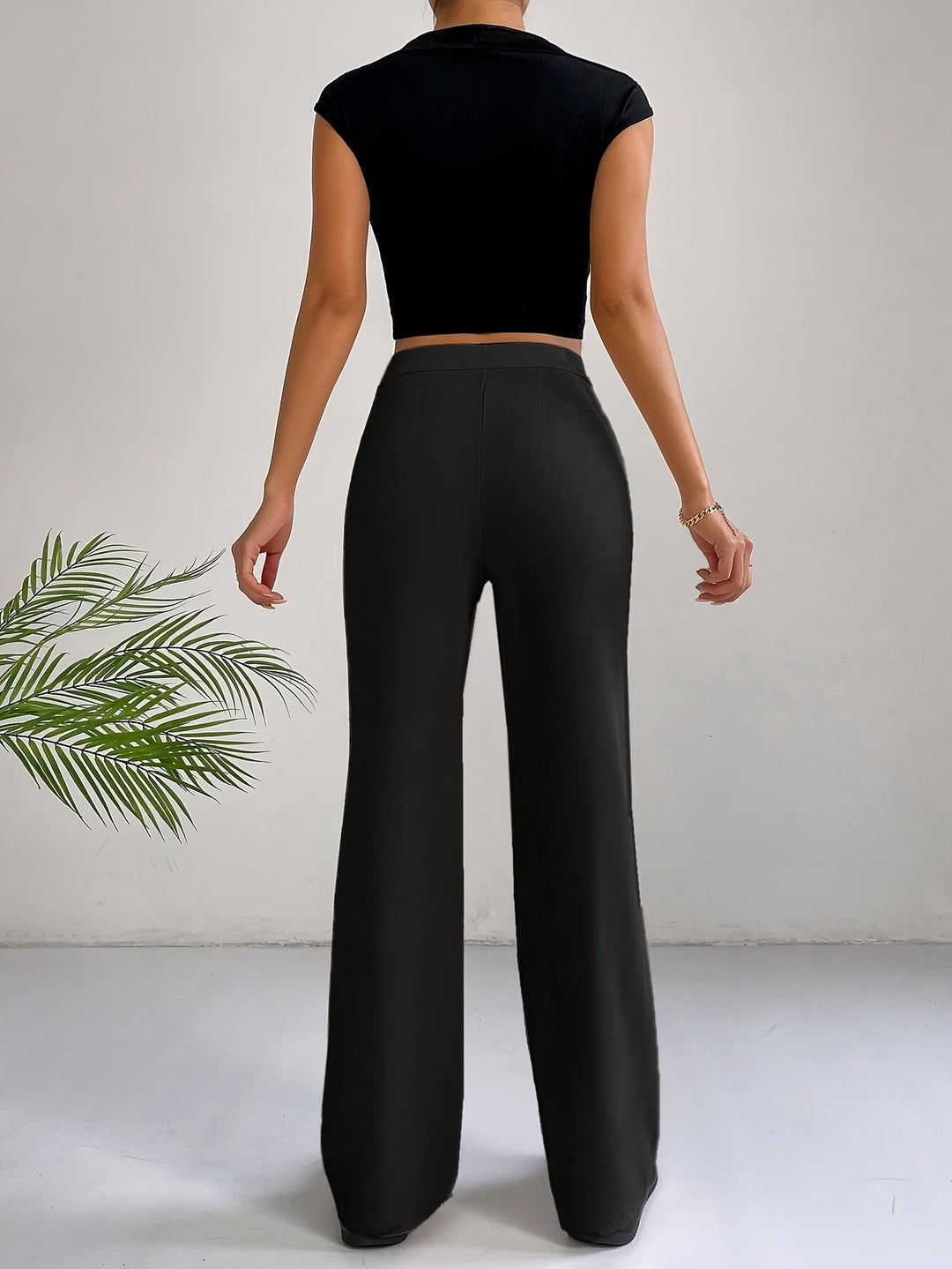 Levoire | Pantalons Droits À Taille Haute Confortables Avec Bouton