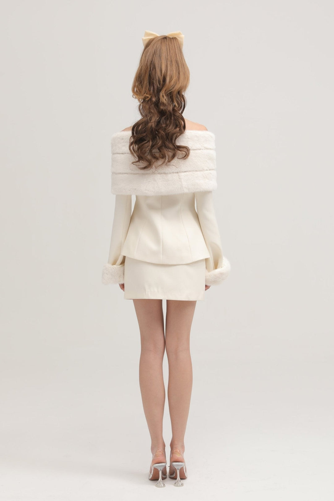 Levoire | Veste En Fausse Fourrure Blanche & Jupe Ensemble Assorti