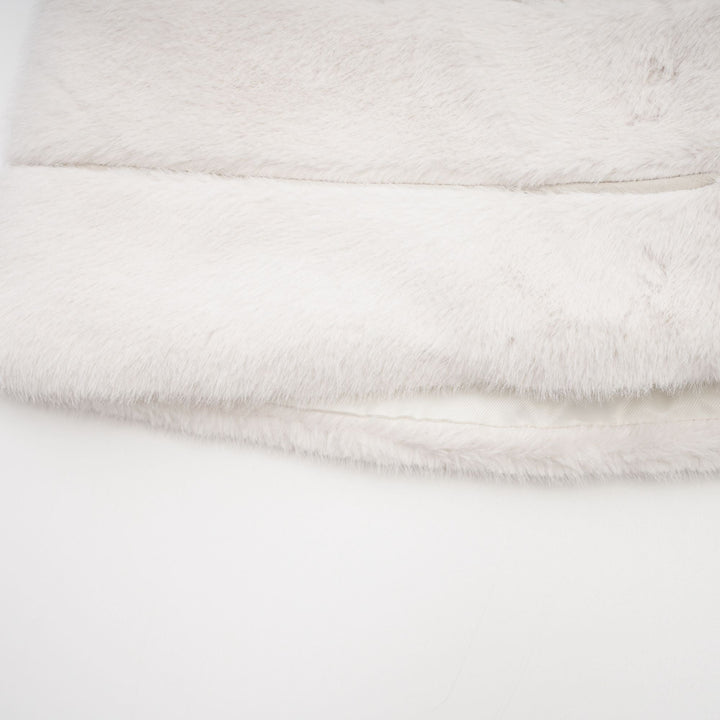 Levoire | Veste En Fausse Fourrure Blanche & Jupe Ensemble Assorti