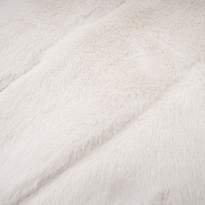 Levoire | Veste En Fausse Fourrure Blanche & Jupe Ensemble Assorti
