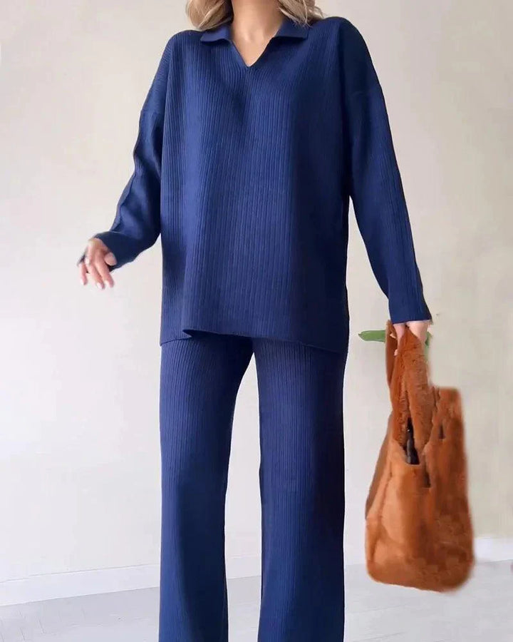 Levoire | Ensemble De Tricot Calme À Deux Pièces Avec Décolleté En V Et Fente Bleu marine