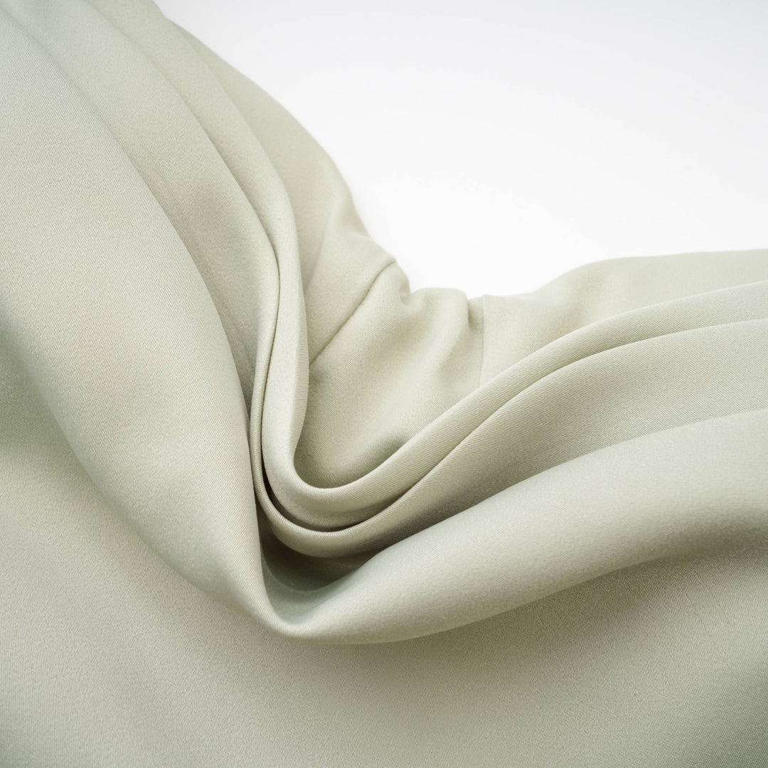 Levoire | Robe Midi Satin Verte Avec Coussinets De Soutien-Gorge