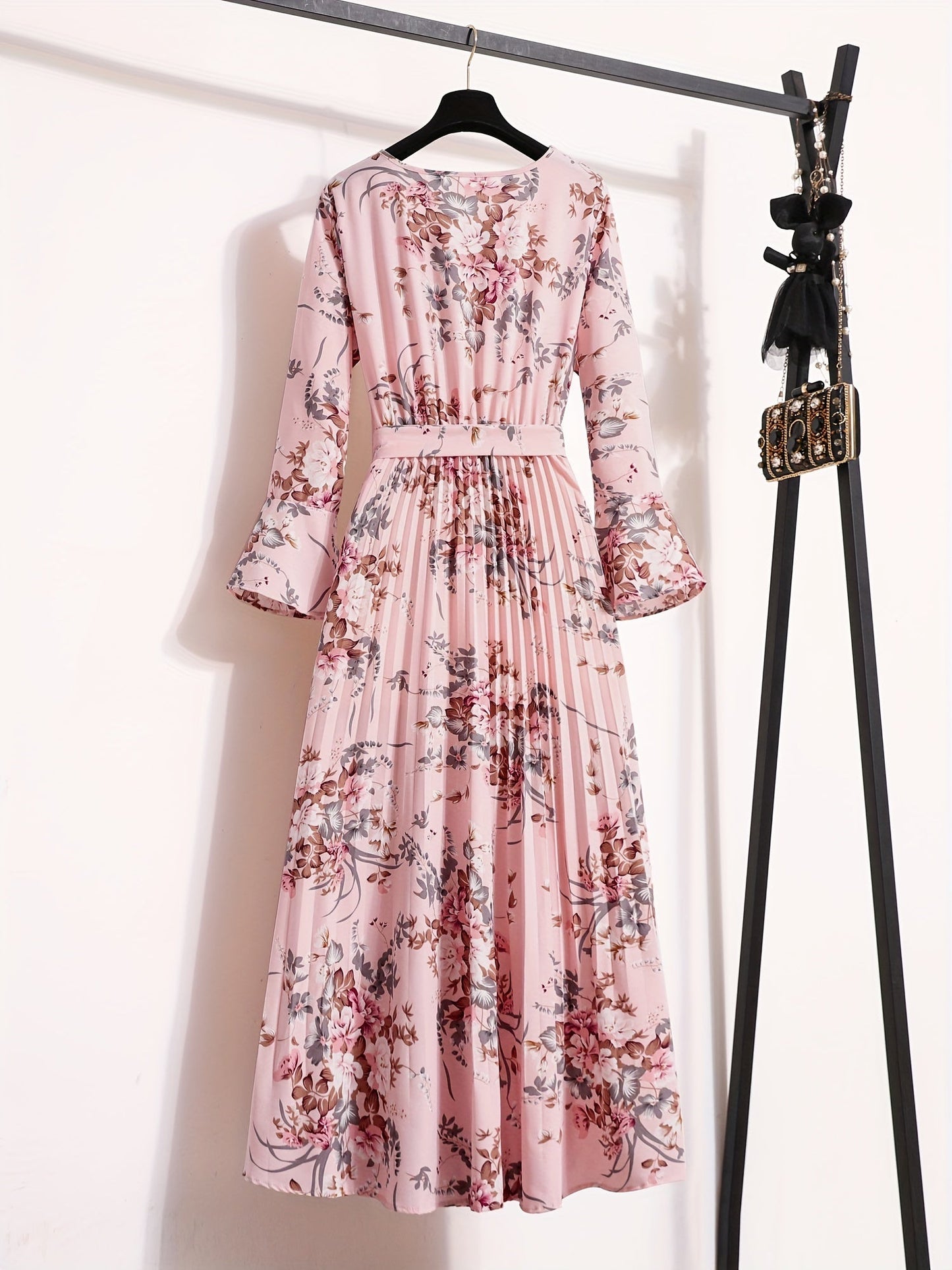 Levoire | Robe Maxi À Motifs Floraux Et À Manches Longues